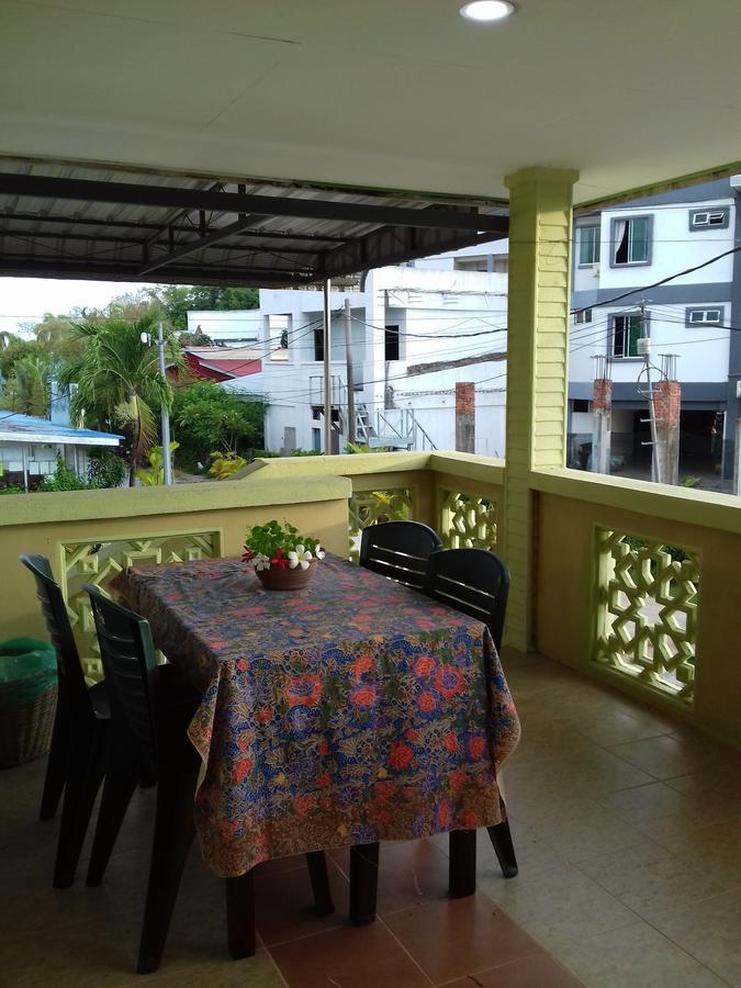Mai Chenang Guesthouse Pantai Cenang  Exterior foto